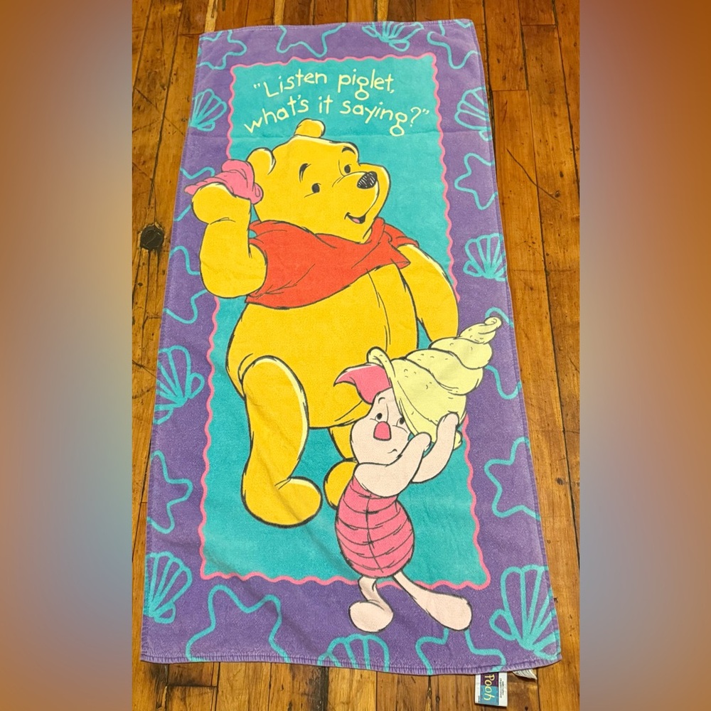 Vintage Disney Winnie the Pooh Beach Pool Towel Pooh & Piglet Seashells 55x27